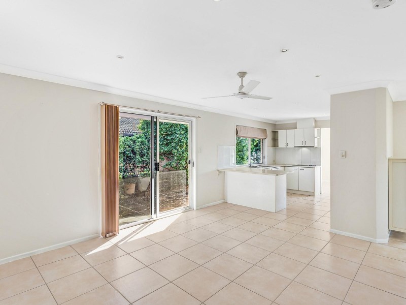 18 Dame Patti Drive, Sunrise Beach QLD 4567