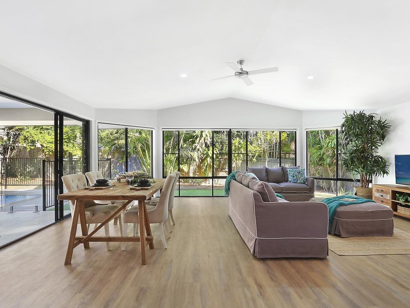 36 Comet Drive, Sunrise Beach QLD 4567