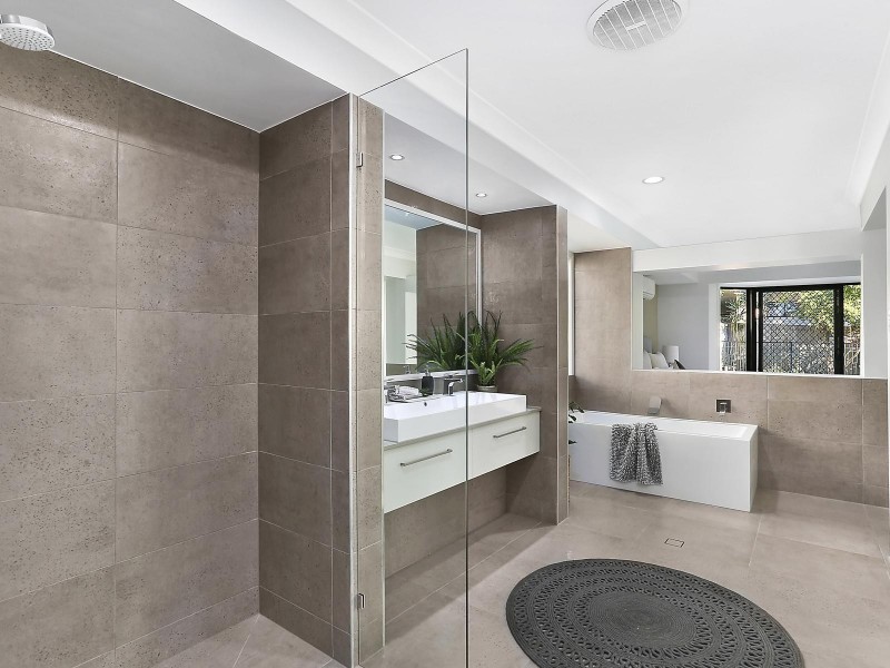 36 Comet Drive, Sunrise Beach QLD 4567