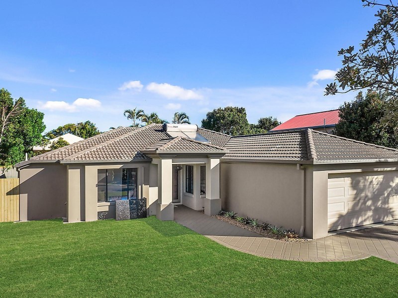 36 Comet Drive, Sunrise Beach QLD 4567