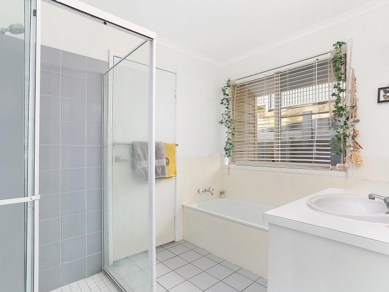 9 Bertrand Road, Sunrise Beach QLD 4567