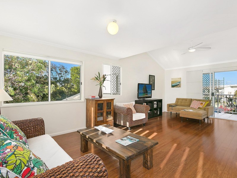 3/16 Sobraon Street, Sunrise Beach QLD 4567