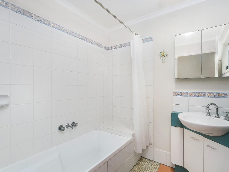 3/16 Sobraon Street, Sunrise Beach QLD 4567