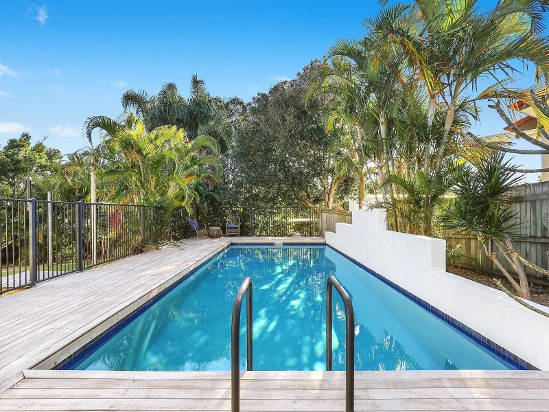 17 Hardy Street, Sunrise Beach QLD 4567