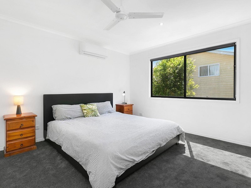 10 Hardy Street, Sunrise Beach QLD 4567