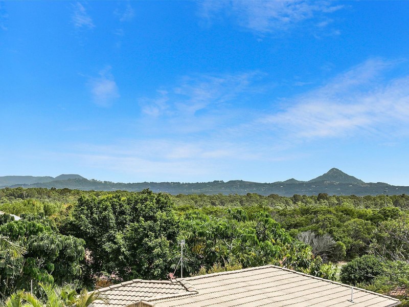 10 Hardy Street, Sunrise Beach QLD 4567