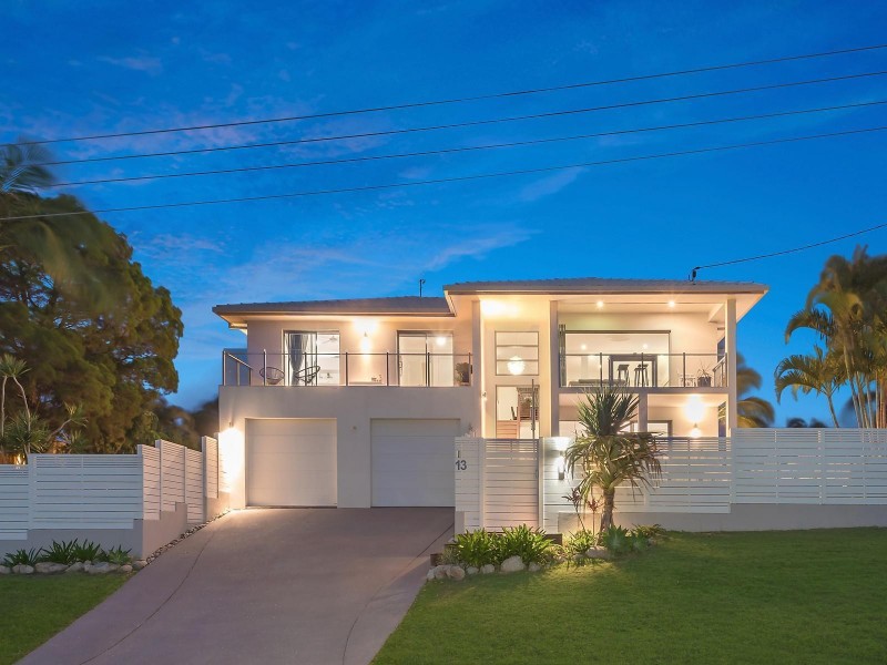 13 Toulambi Street, Noosa Heads QLD 4567