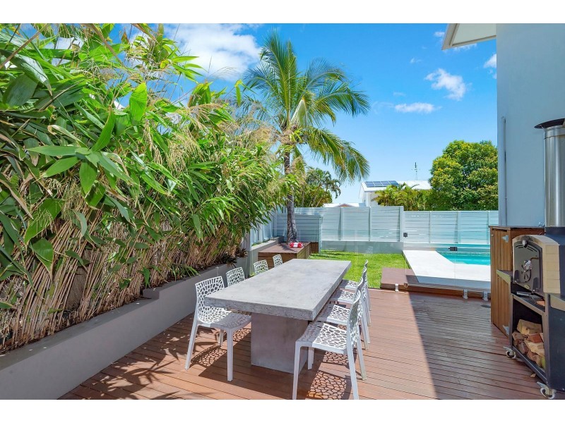 13 Toulambi Street, Noosa Heads QLD 4567