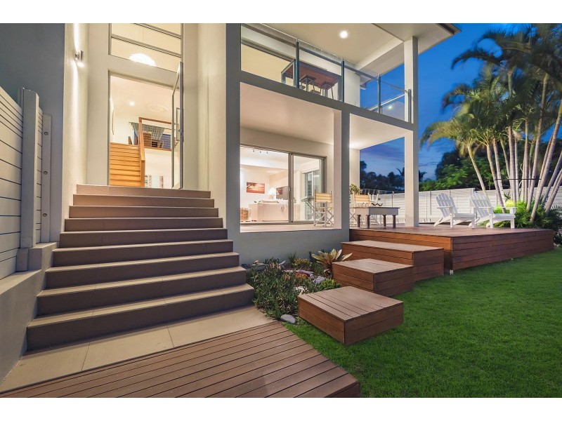 13 Toulambi Street, Noosa Heads QLD 4567