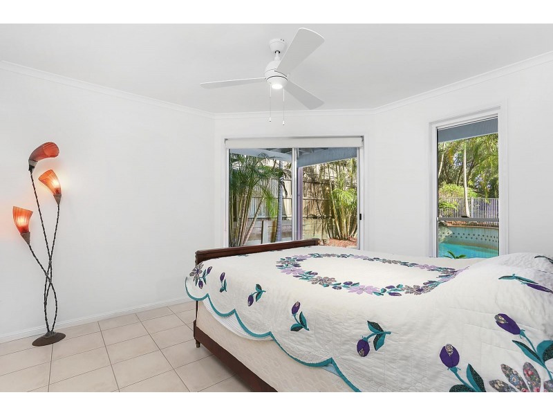 24 Dayspring Street, Sunrise Beach QLD 4567
