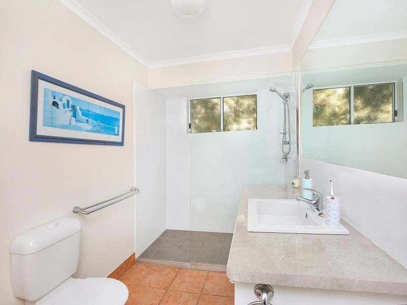 6/8 Advance Place, Sunrise Beach QLD 4567