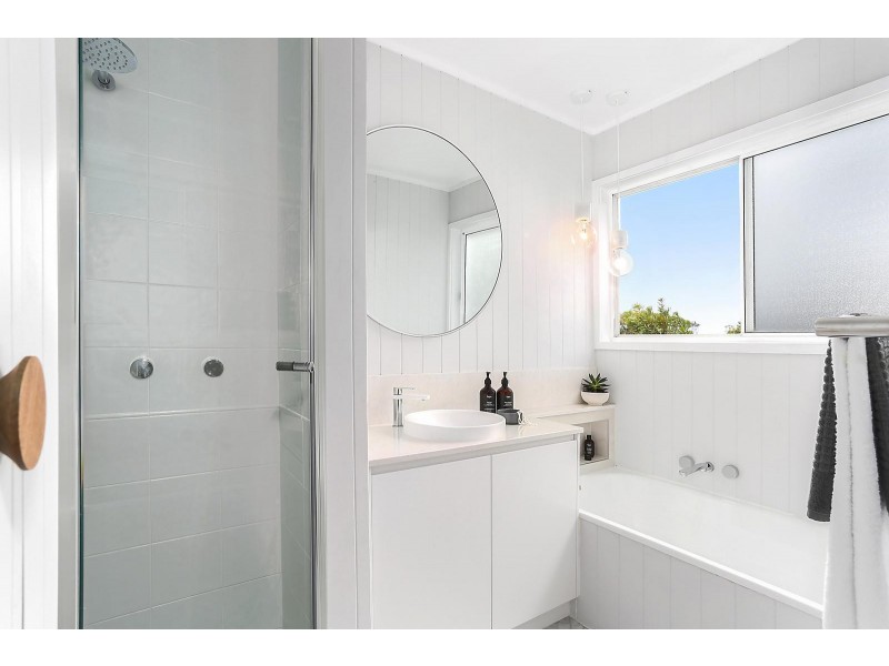 32 Lorilet Street, Peregian Beach QLD 4573