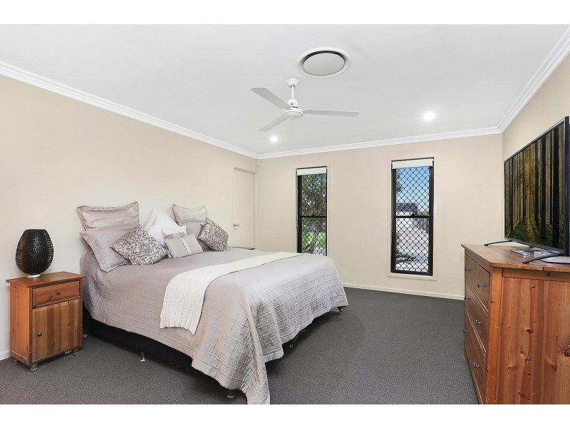 129 The Avenue, Peregian Springs QLD 4573