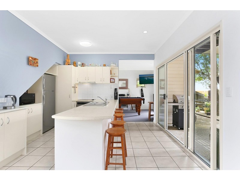 2/7 Lipton Street, Sunrise Beach QLD 4567