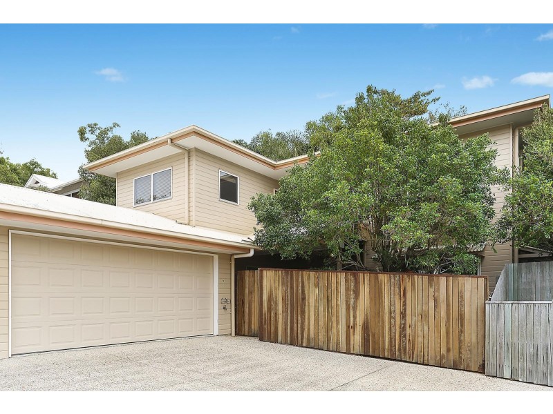 2/7 Lipton Street, Sunrise Beach QLD 4567