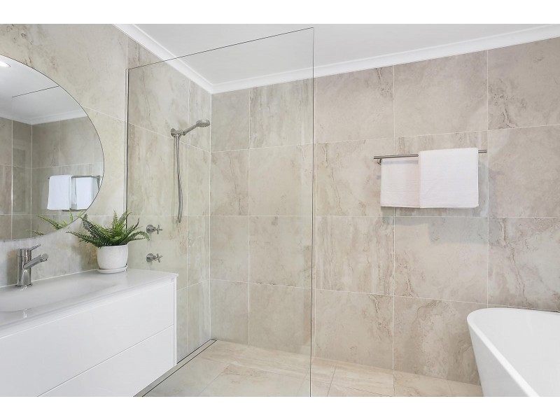 13 Coconut Grove, Castaways Beach QLD 4567