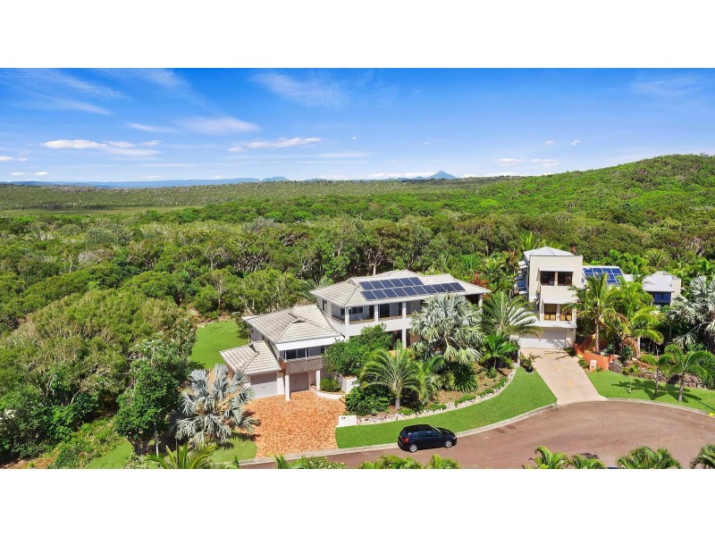 13 Coconut Grove, Castaways Beach QLD 4567
