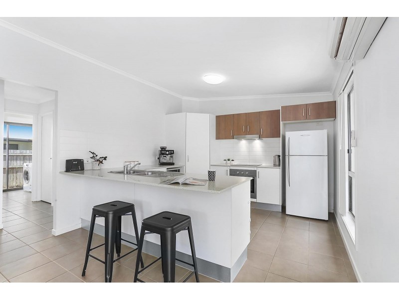 10 Longcove Place, Peregian Springs QLD 4573