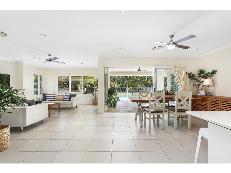 12 Aspera Place, Noosaville QLD 4566