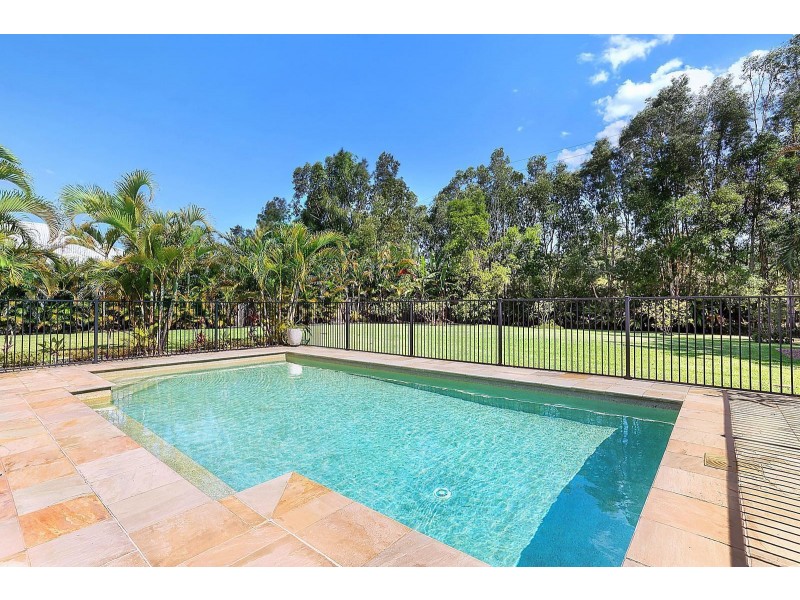 12 Aspera Place, Noosaville QLD 4566