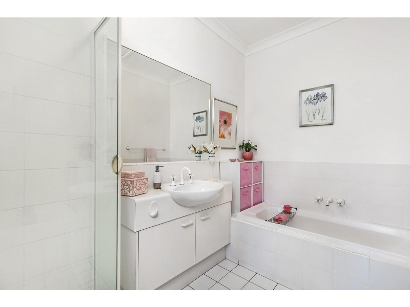 2/28 Ann Street, Noosaville QLD 4566