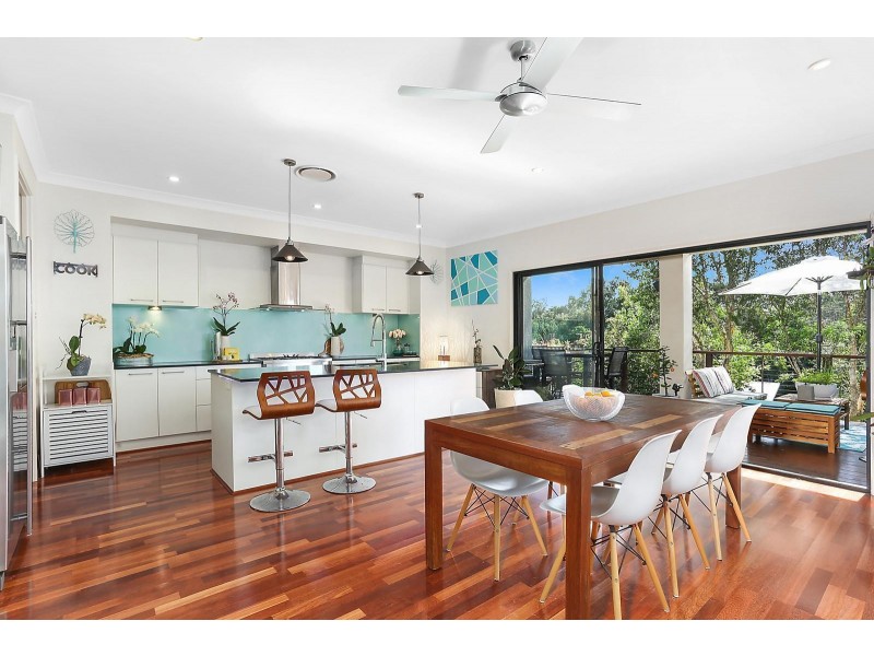 6 Sanctuary Avenue, Noosa Heads QLD 4567