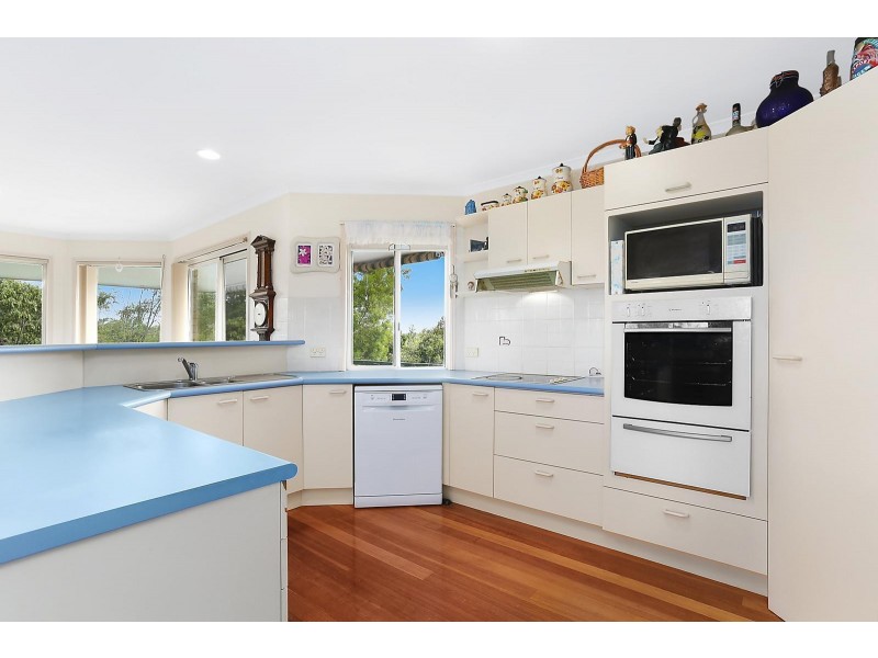 39 Southern Cross Parade, Sunrise Beach QLD 4567