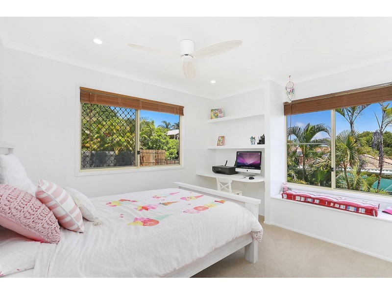 4 Werita Court, Sunrise Beach QLD 4567