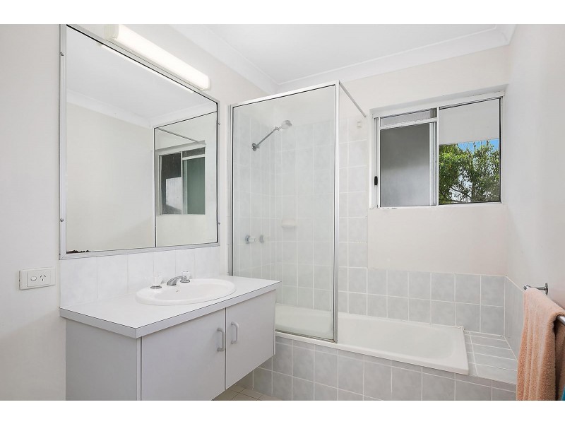 1/23 Margit Crescent, Sunrise Beach QLD 4567