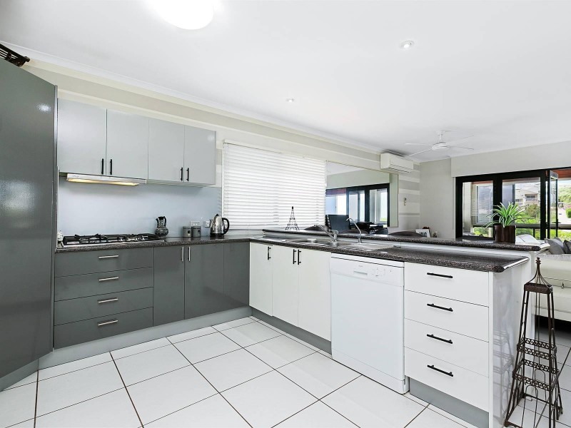 40 Ventura Street, Sunrise Beach QLD 4567