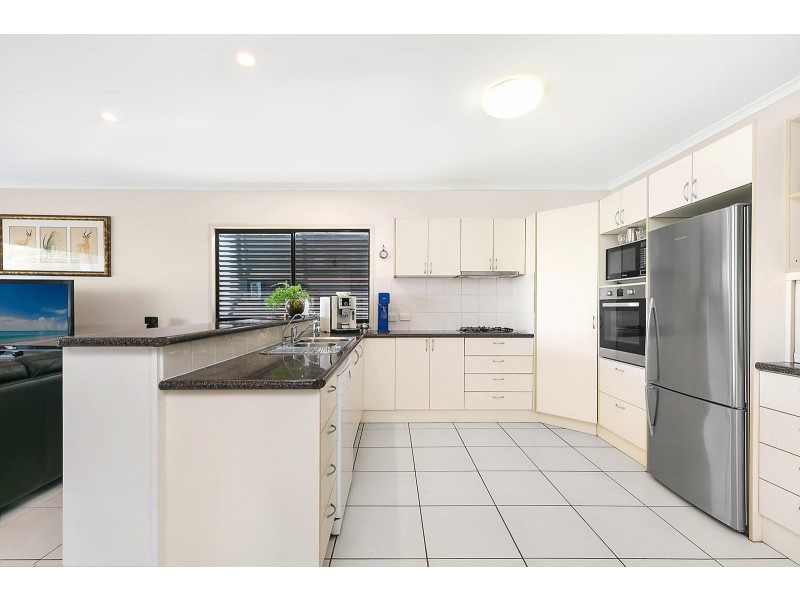 40 Ventura Street, Sunrise Beach QLD 4567