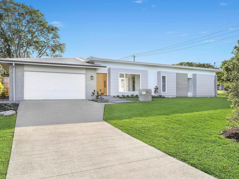 28 Gympie Street, Tewantin QLD 4565