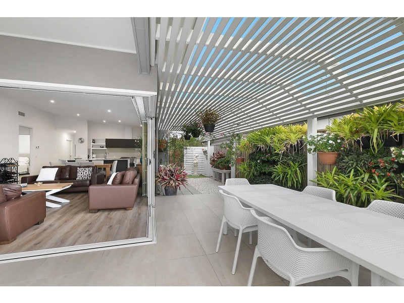 94 Peregian Breeze Drive, Peregian Beach QLD 4573