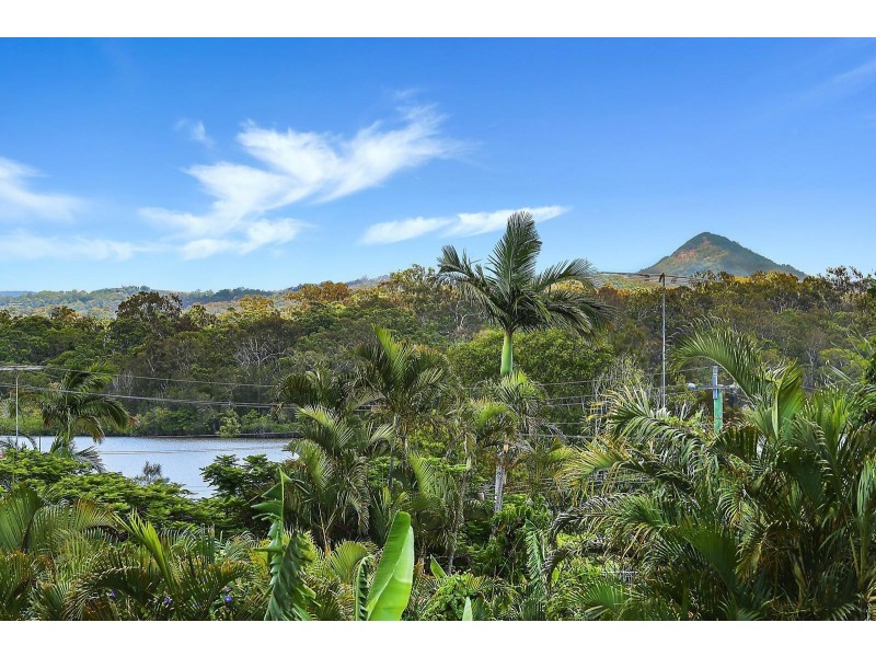 17 Lake View Drive, Tewantin QLD 4565