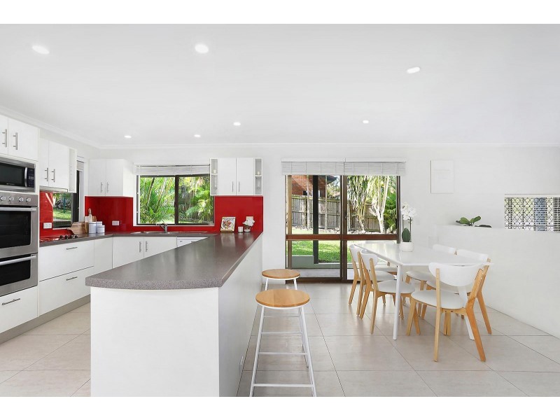 42 Tarina Street, Noosa Heads QLD 4567