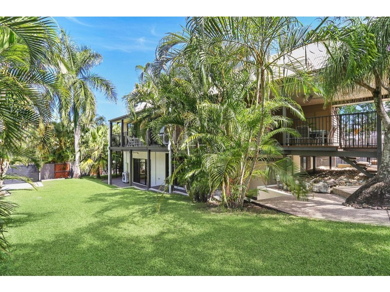 42 Tarina Street, Noosa Heads QLD 4567