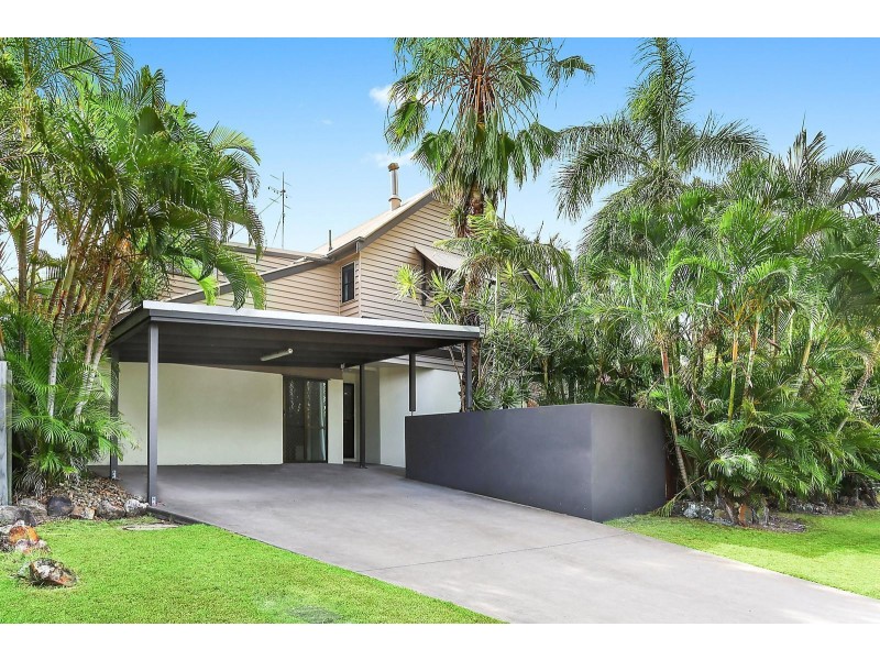 42 Tarina Street, Noosa Heads QLD 4567
