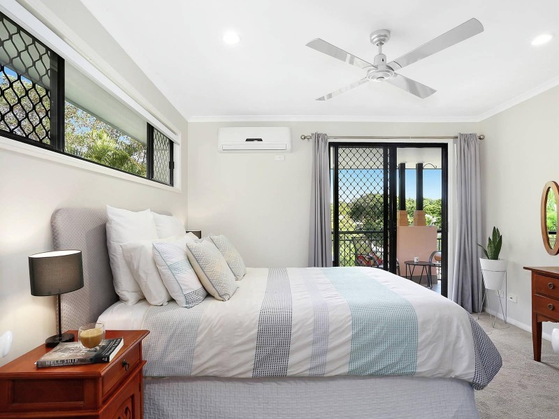 1/18 Beacon Court, Sunrise Beach QLD 4567