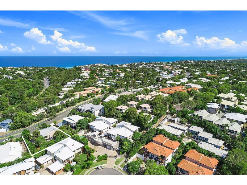 75 Southern Cross Parade, Sunrise Beach QLD 4567