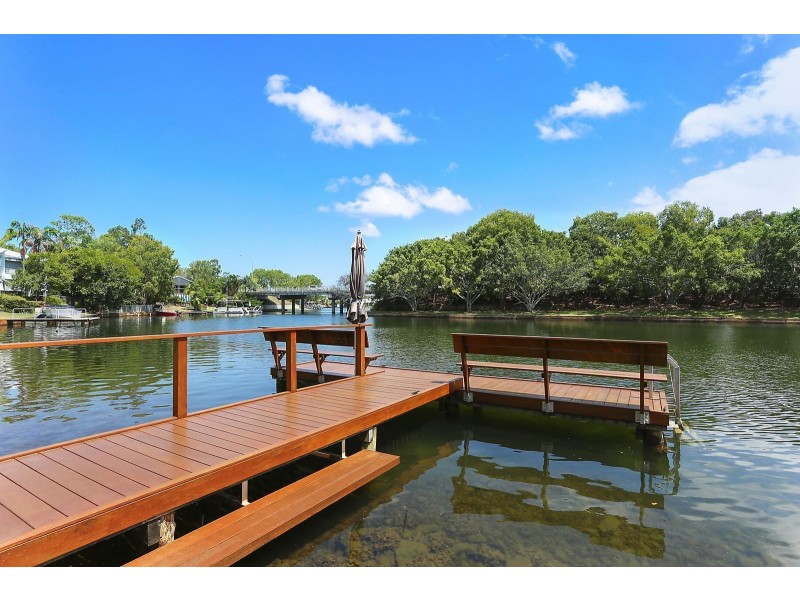 4/5 Hygieta Street, Noosaville QLD 4566