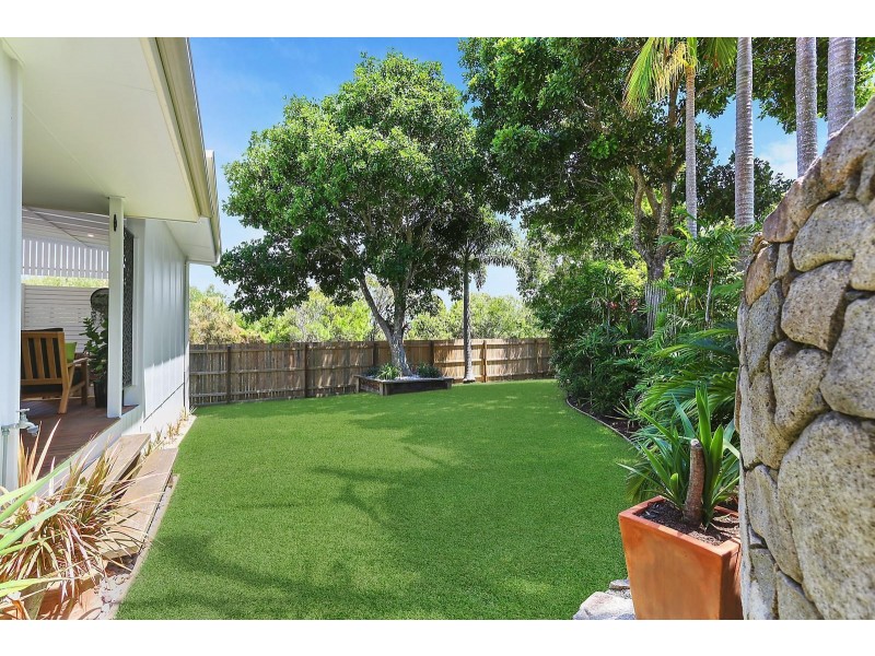 35 Comet Drive, Sunrise Beach QLD 4567