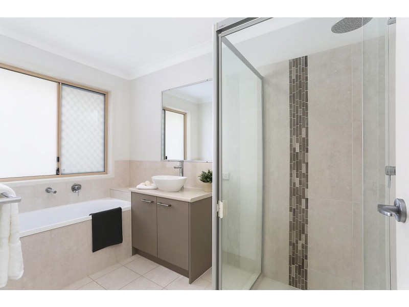 1 Kevlar Court, Sunrise Beach QLD 4567