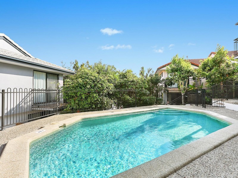 7/18 Beacon Court, Sunrise Beach QLD 4567