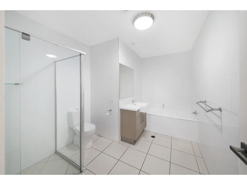 16 Brushbox Way, Peregian Springs QLD 4573