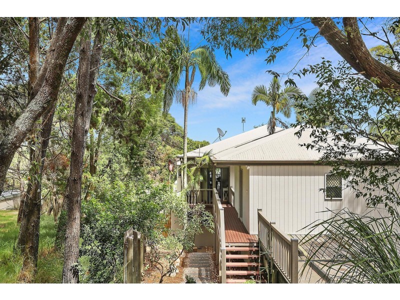 1/5 Katharina Street, Noosa Heads QLD 4567
