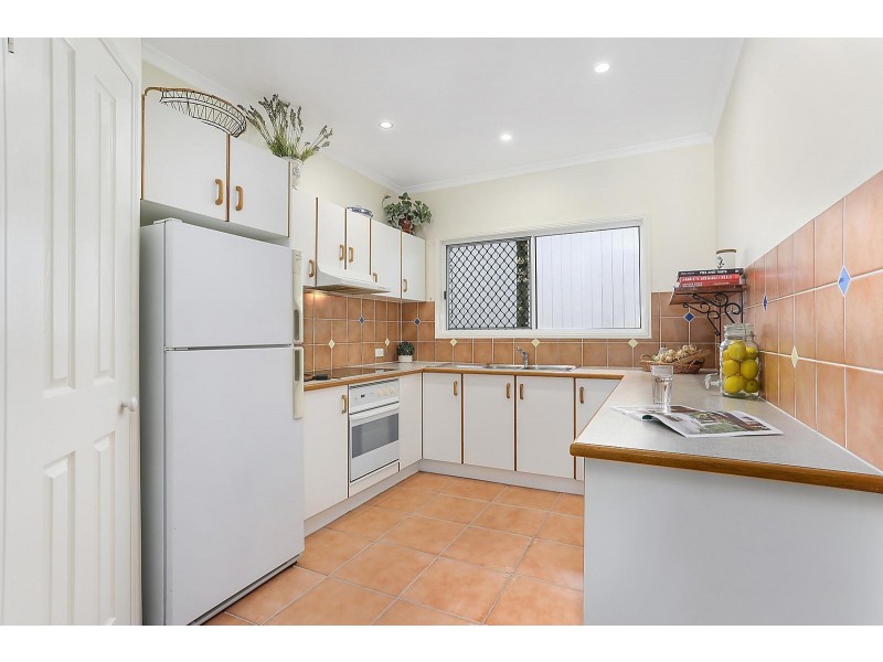 1/5 Katharina Street, Noosa Heads QLD 4567