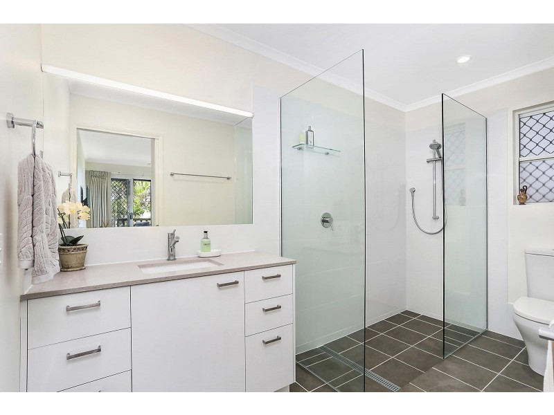 1/5 Katharina Street, Noosa Heads QLD 4567