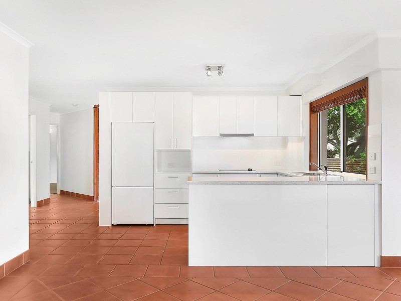 1/5 Hygieta Street, Noosaville QLD 4566