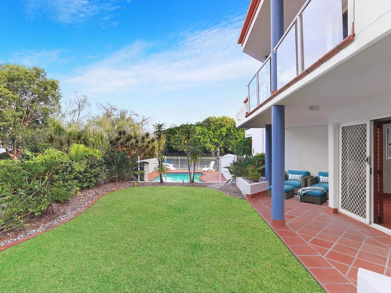 1/5 Hygieta Street, Noosaville QLD 4566