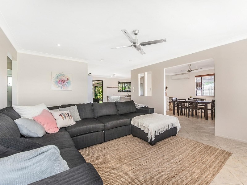4 Maple Avenue, Tewantin QLD 4565
